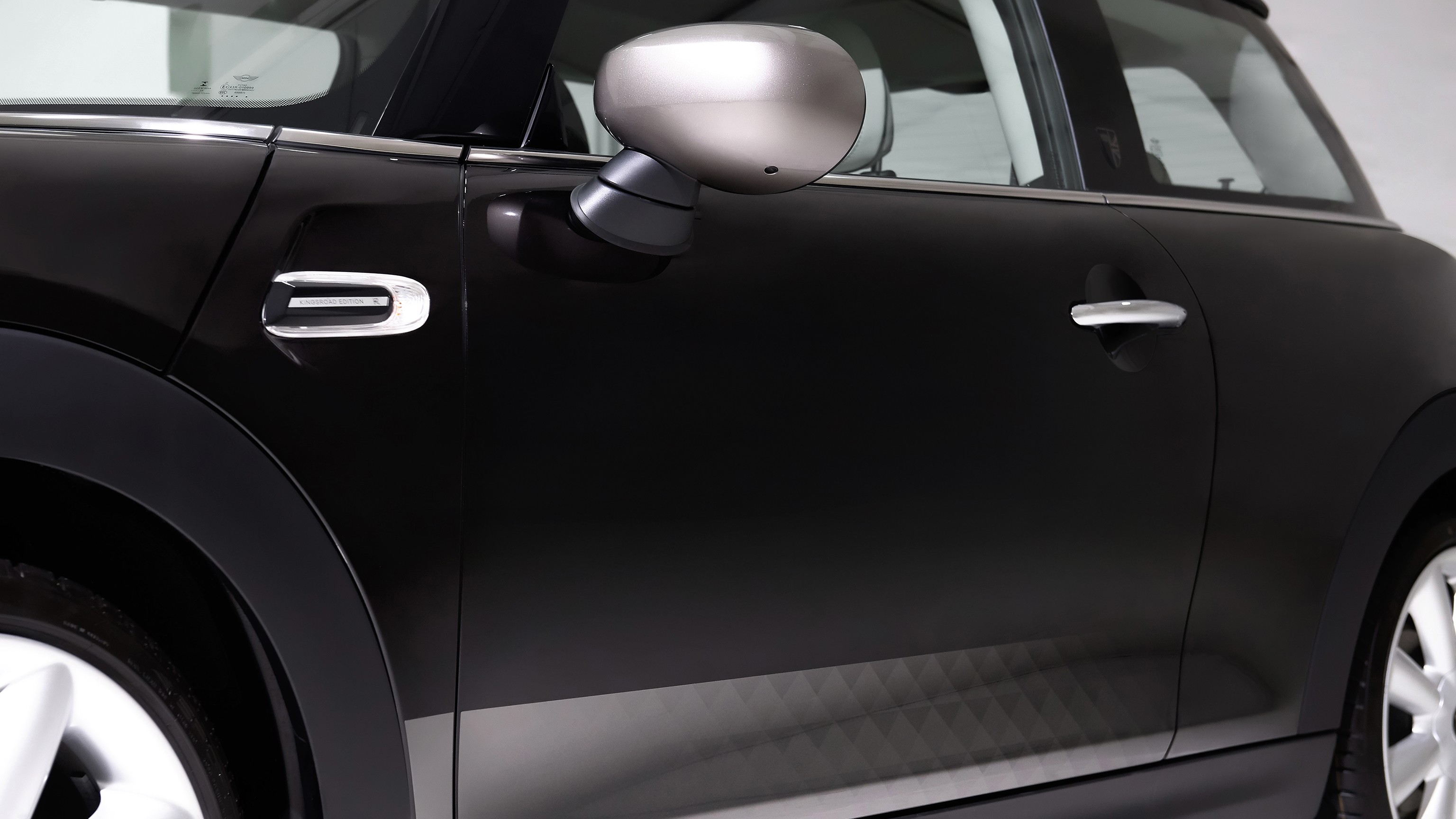 MINI KING’S ROAD EDITION - exterior